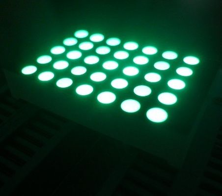 İyi bir fiyat. Reklam için düşük güç tüketimi ve uzun ömürlü çok renkli 5x7 LED Matrix Ekranı çevrimiçi