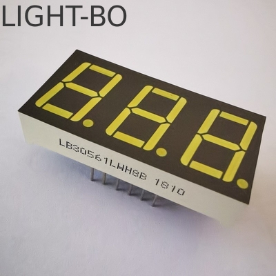 İyi bir fiyat. LED Ekranı Ultra Parlak Beyaz Gri Yüzey 7 Segment 3 basamaklı 14.2mm Ortak Katot Sıcaklık Denetleyicisi çevrimiçi